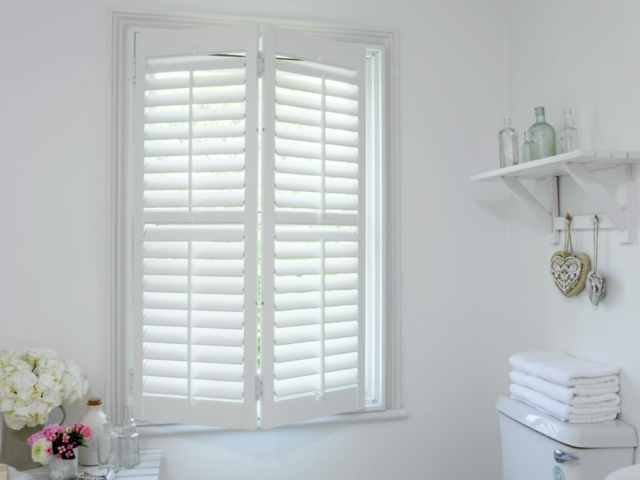 Bi Folding Plantation Shutters