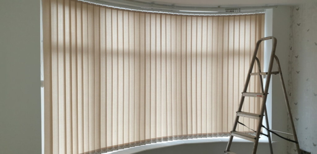 Louisiana Vertical Blinds Beige Colour for C Shaped Bay Window for Bed rooms