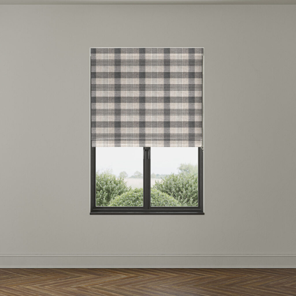 Jelena Charcoal_Roman_ROMF-2202